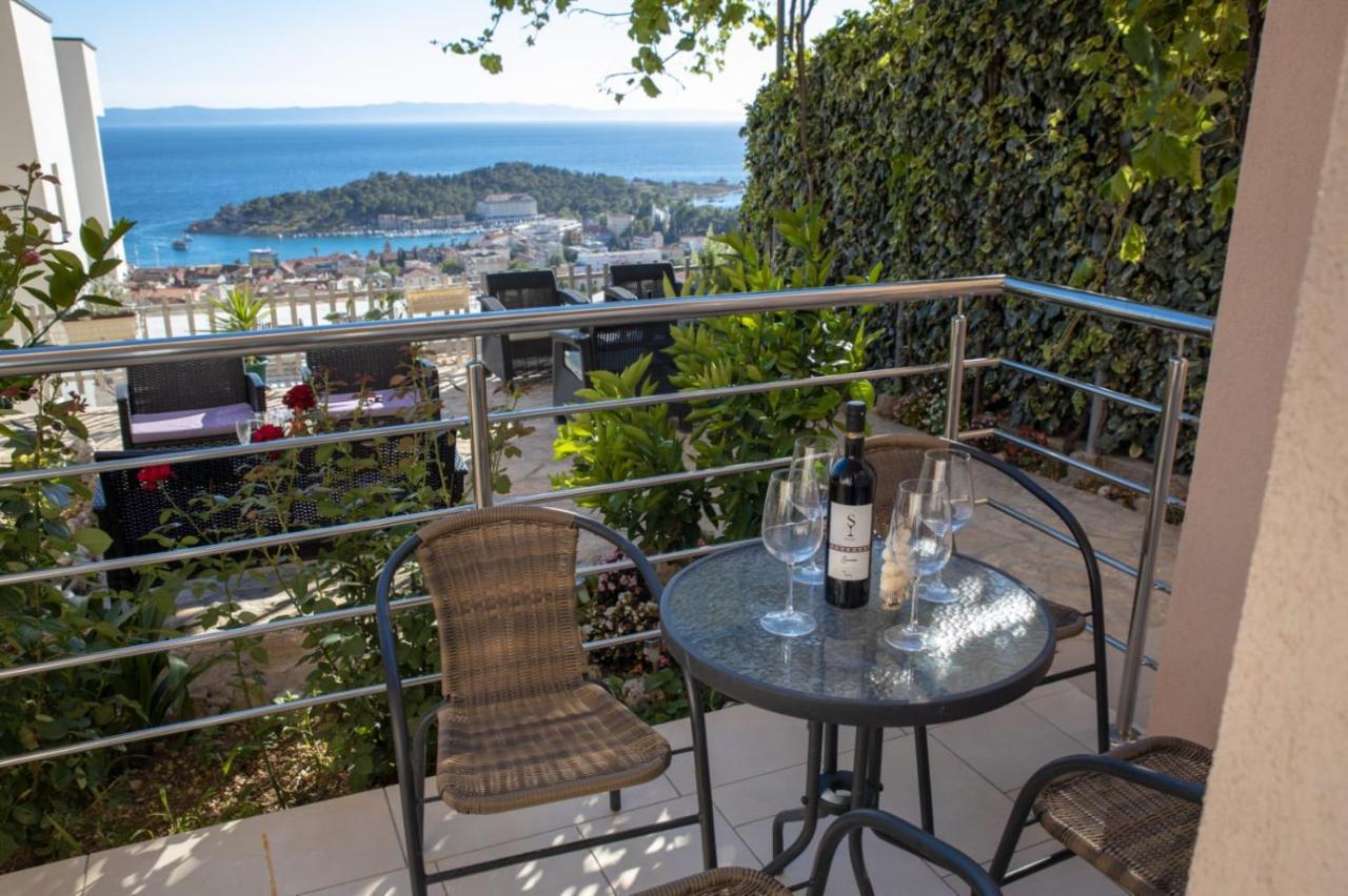 Apartment Cvita Free Beach Parking Макарська Екстер'єр фото