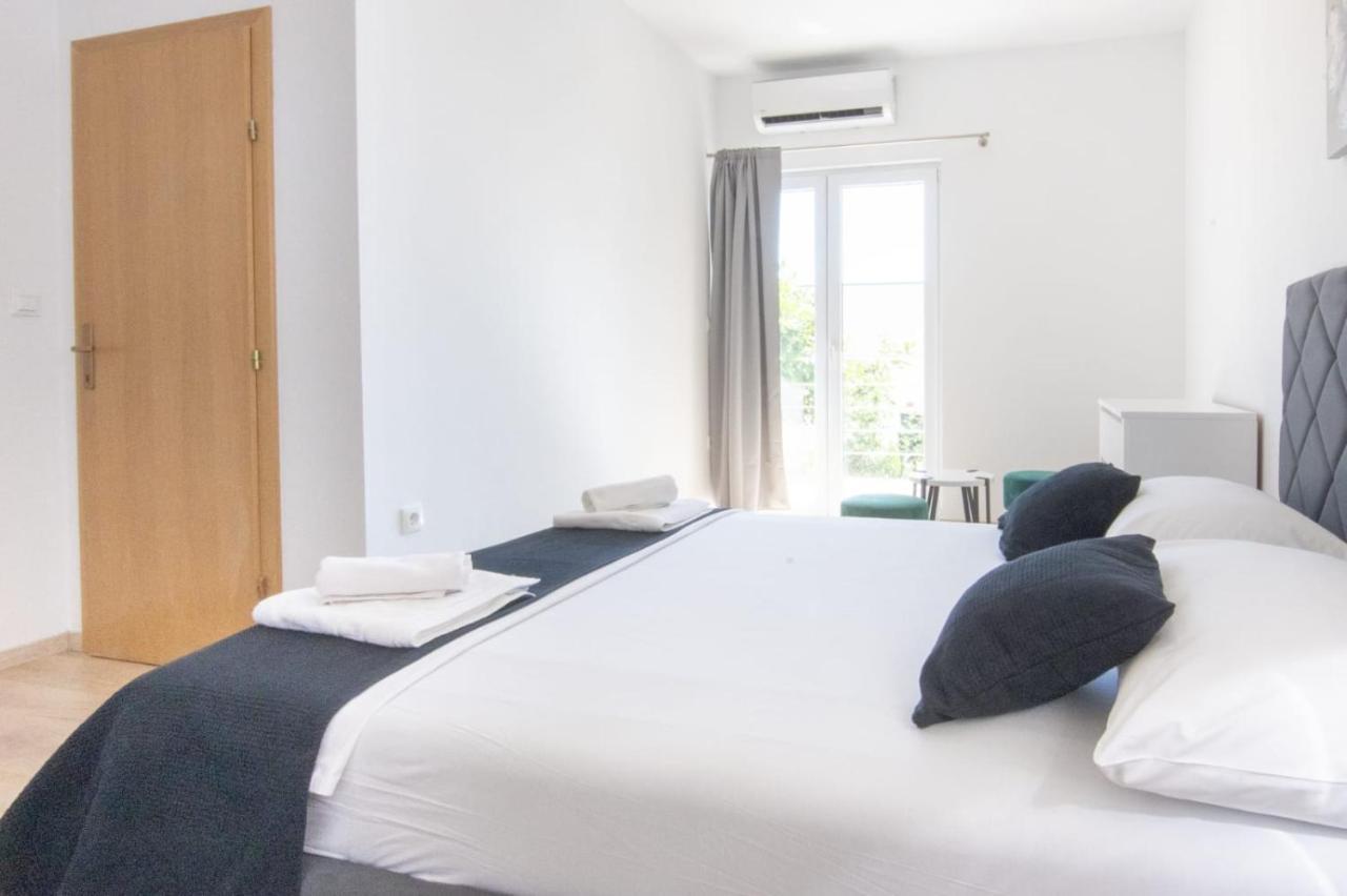 Apartment Cvita Free Beach Parking Макарська Екстер'єр фото