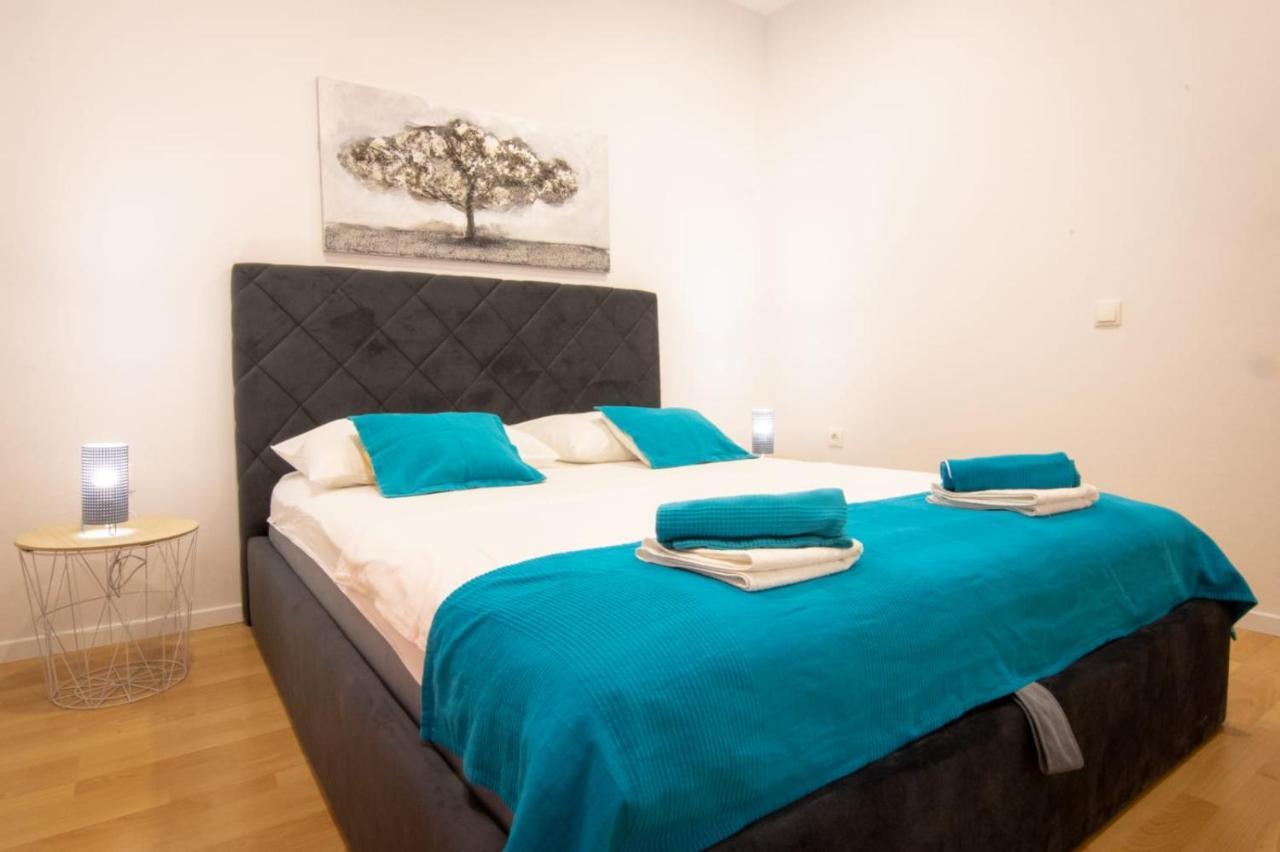 Apartment Cvita Free Beach Parking Макарська Екстер'єр фото